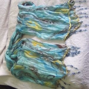 Scarf handmade with beautiful bids